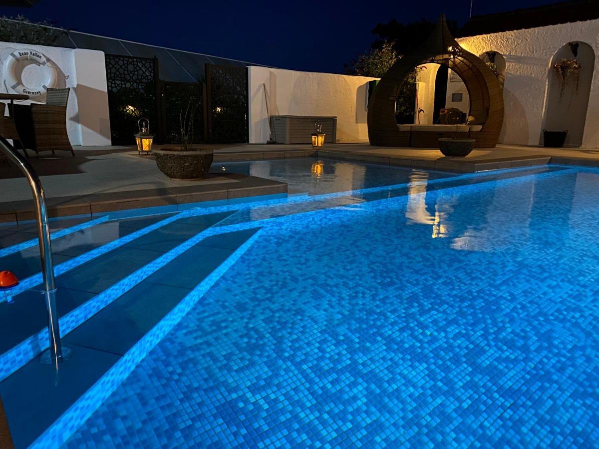 Beau Vallon Holiday Apartments Saint Peter ภายนอก รูปภาพ